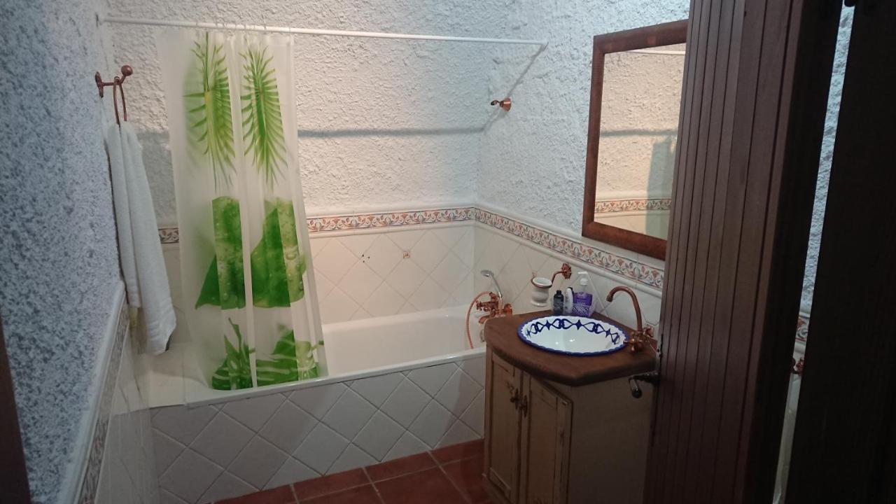 Apartamentos Rurales Mirador Del Negratin Cuevas del Campo Esterno foto